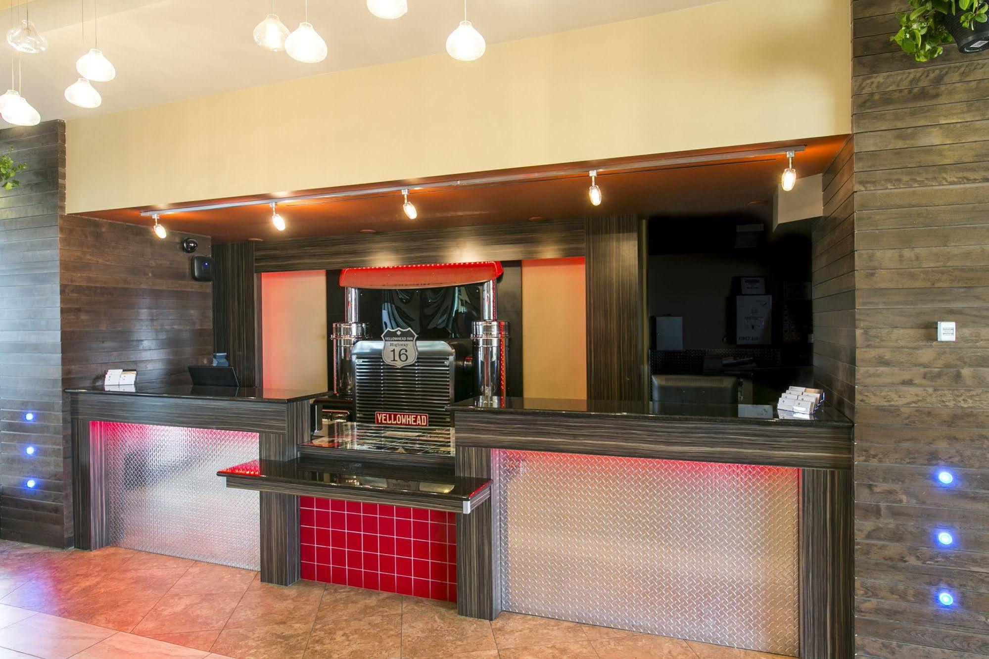 Ramada By Wyndham Edmonton Yellowhead Nw Eksteriør bilde